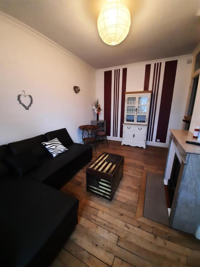 Joli Appartement Meuble Paray-le-Monial Exterior foto